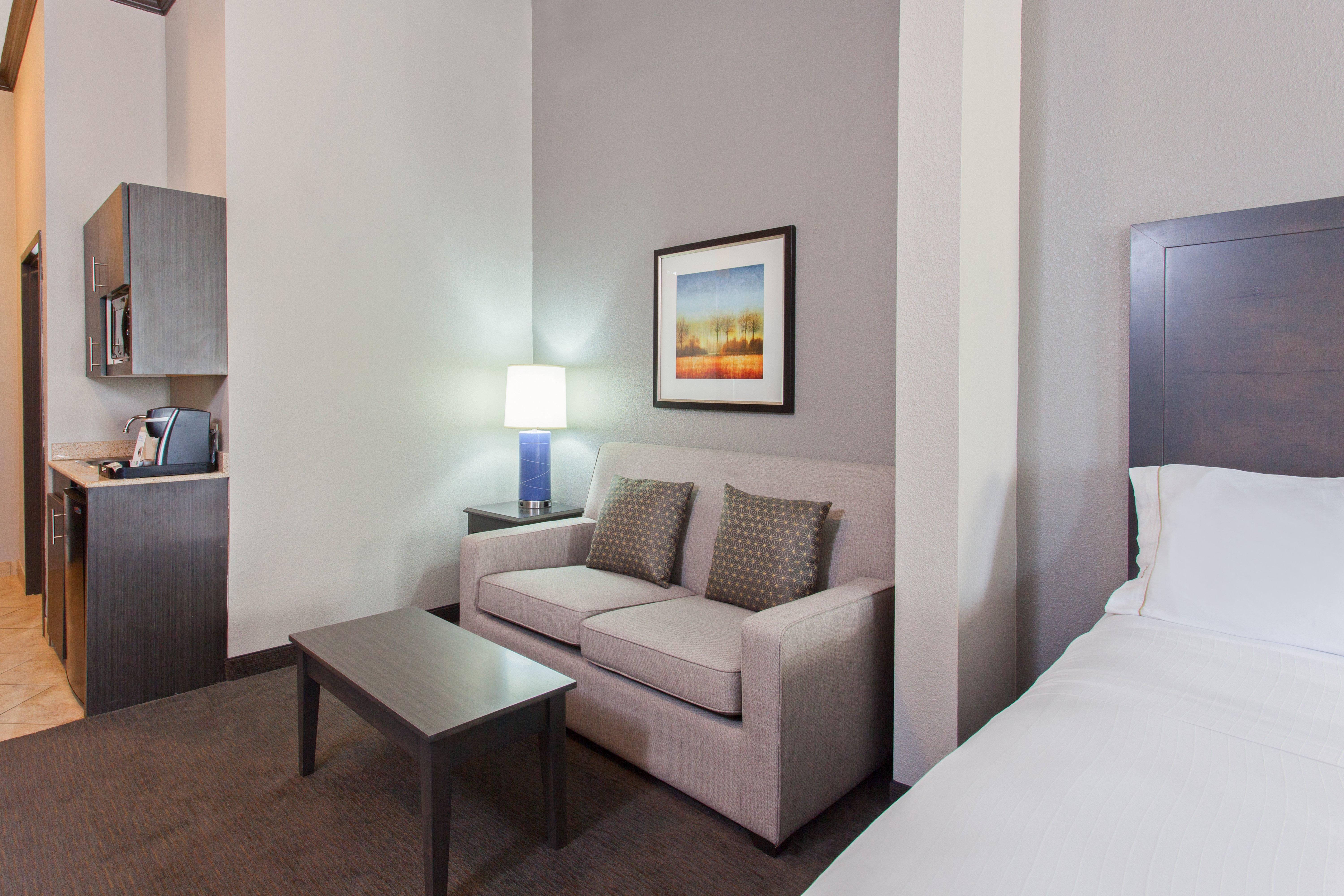 Holiday Inn Express & Suites Wharton By Ihg Екстер'єр фото