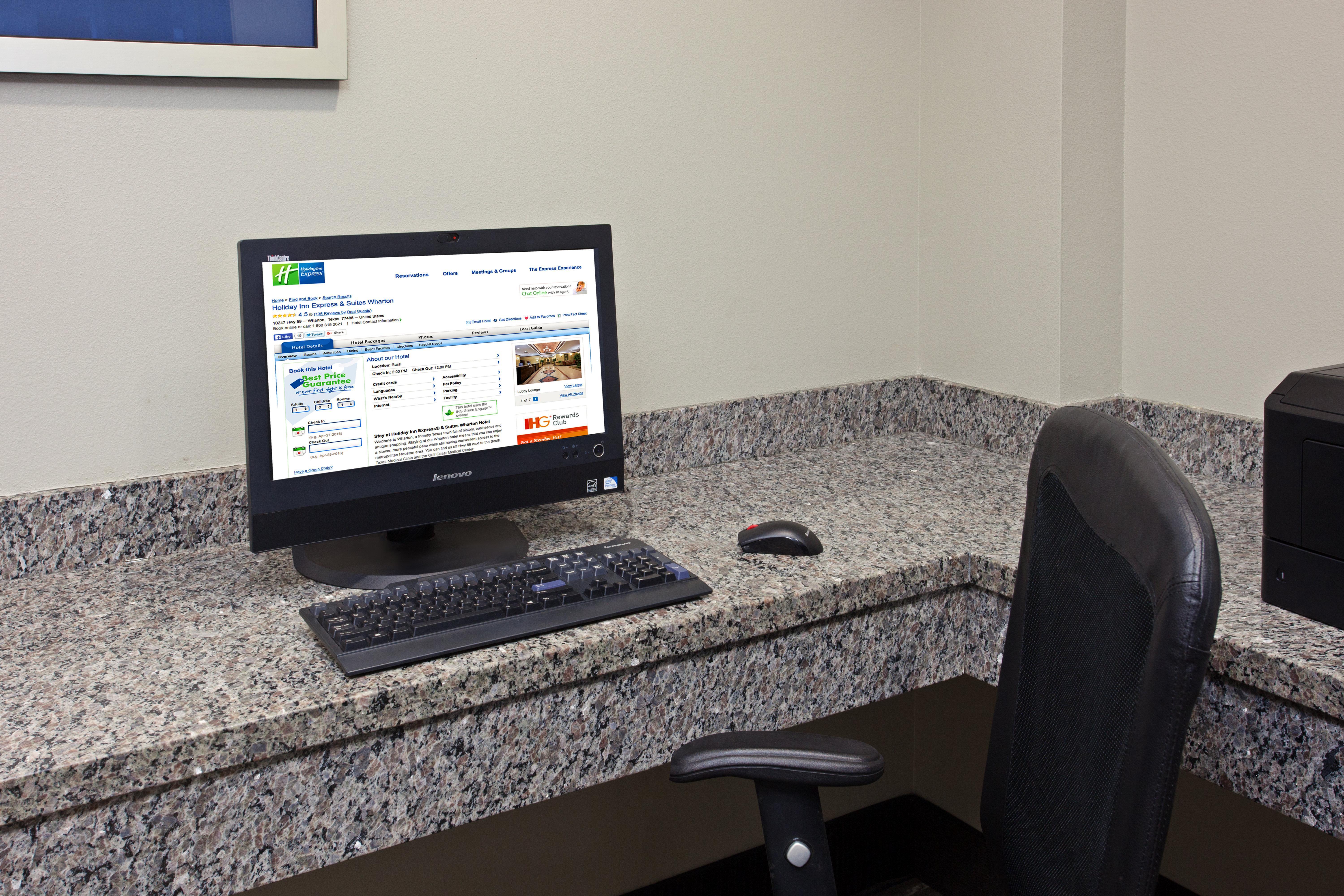 Holiday Inn Express & Suites Wharton By Ihg Екстер'єр фото